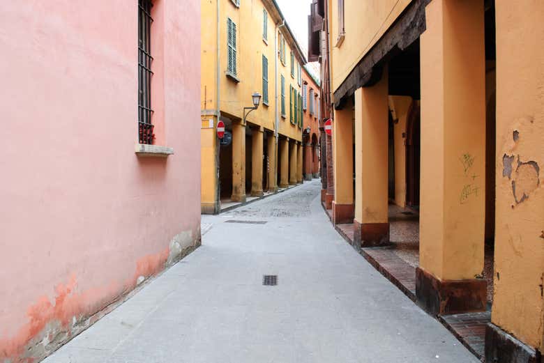 Percorrendo le strade del quartiere ebraico di Bologna
