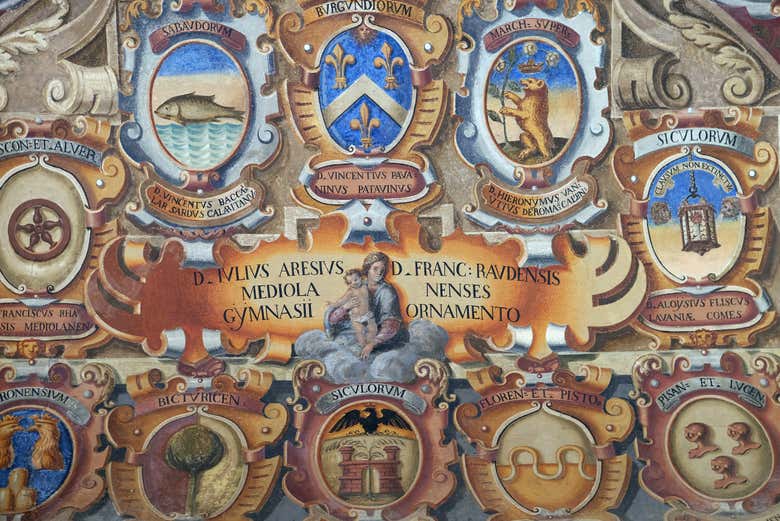 Escudos de familias nobles en el Archiginnasio