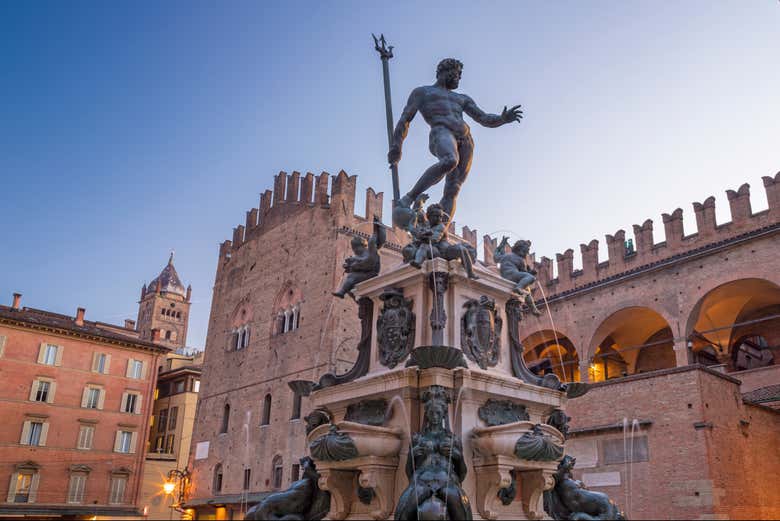 Fuente de Neptuno en Bolonia
