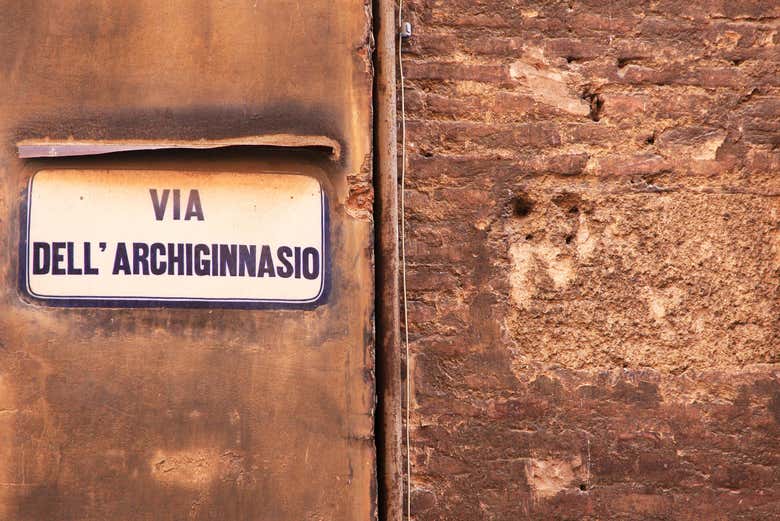 Via dell'Archiginnasio