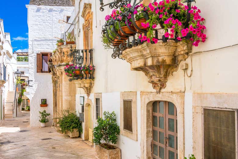 Las bonitas calles de Locorotondo