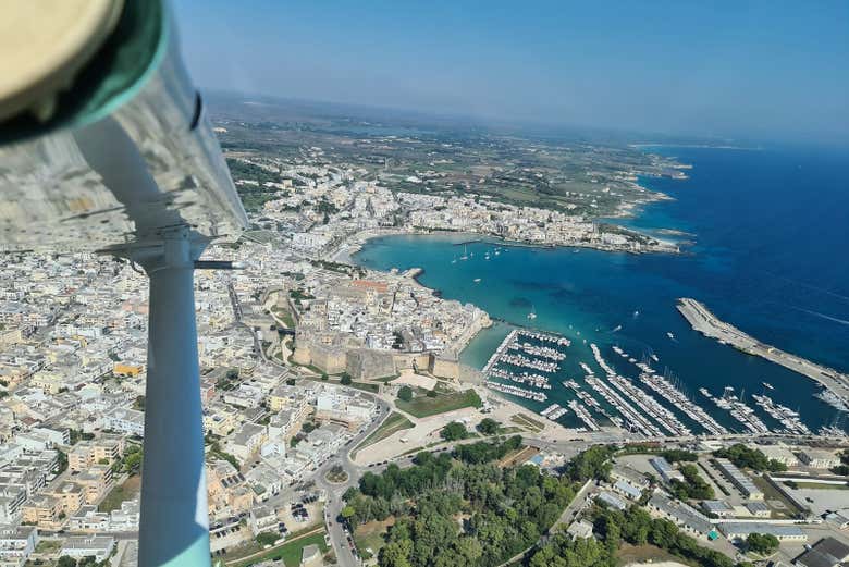 La costa di Brindisi vista dall'alto