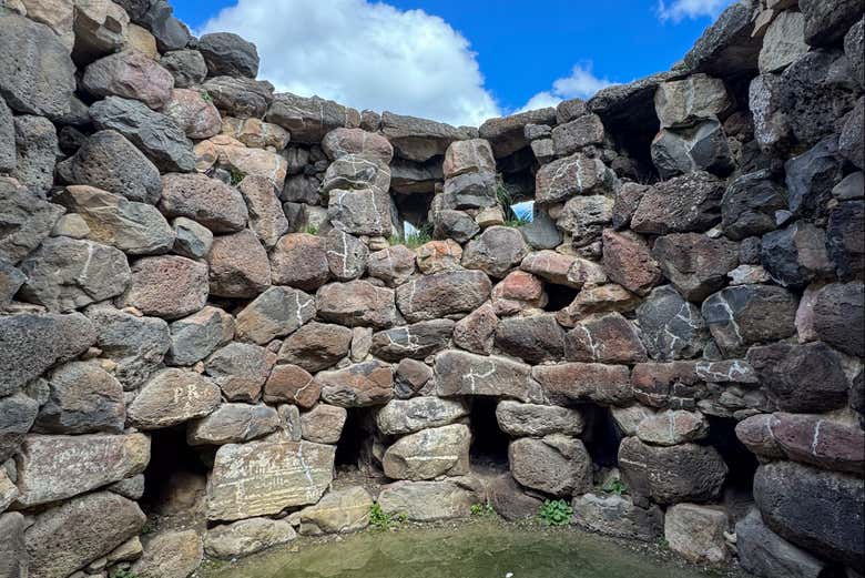 Interior de una de las construcciones