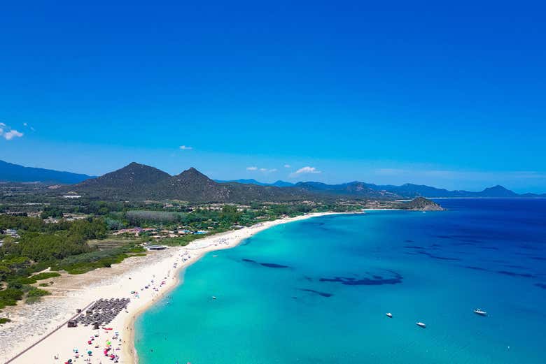 La spiaggia di Cala SinziasCala Sinzias