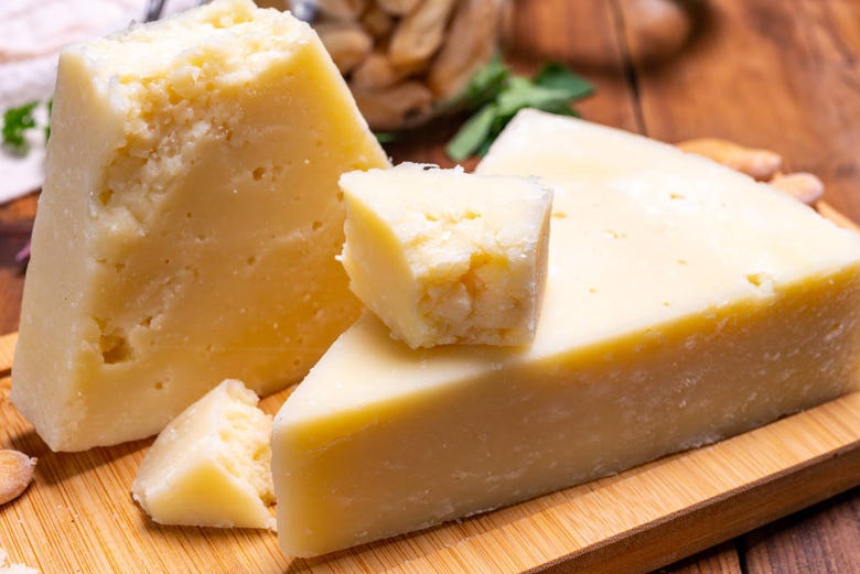 Tasting of Pecorino cheese