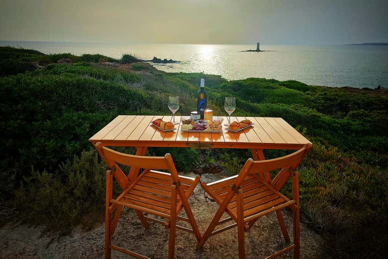 Disfrutando de un rico aperitivo 