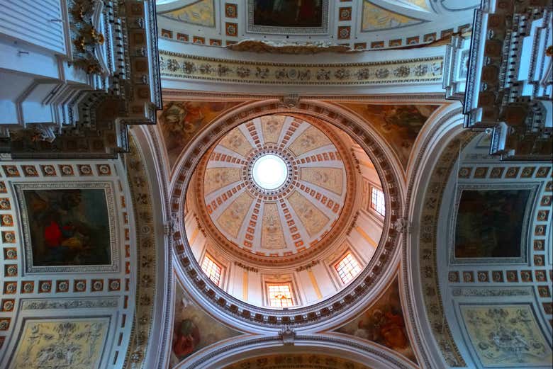 Inside the Cathedral of San Giuliano