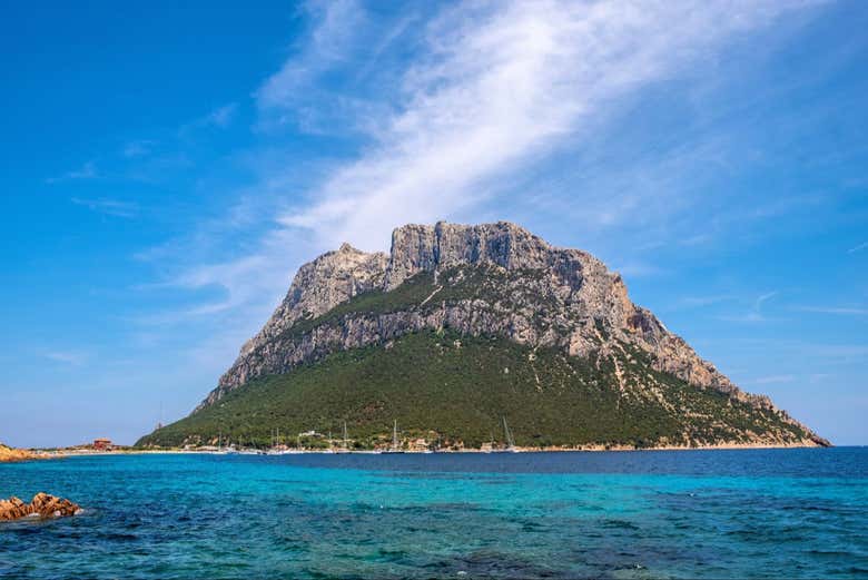 L'île de Tavolara et ses célèbres falaises