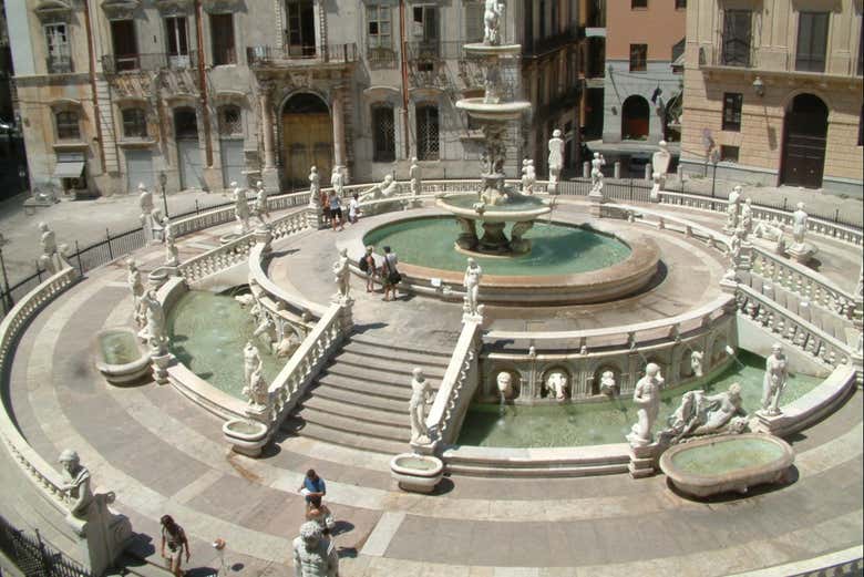 La fontana di Piazza Pretoria