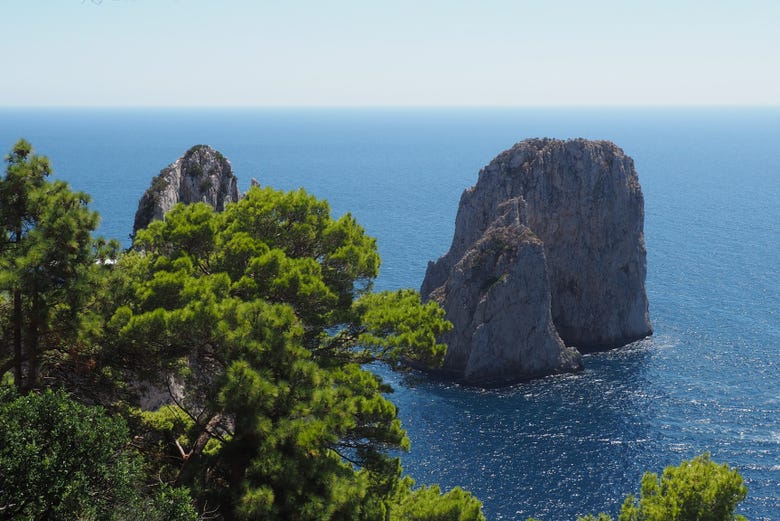 Disfrutando de las vistas de Capri