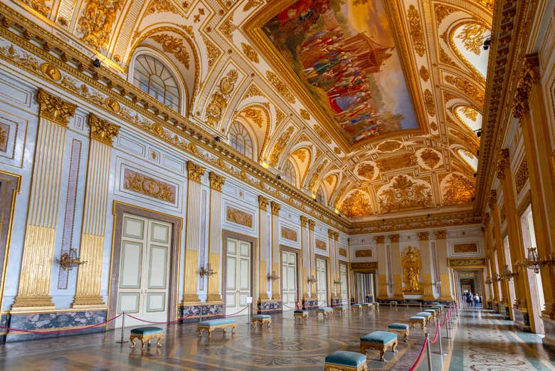 Esplorando la sala del trono