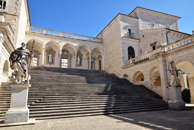 Percorrendo a abadia de Montecassino
