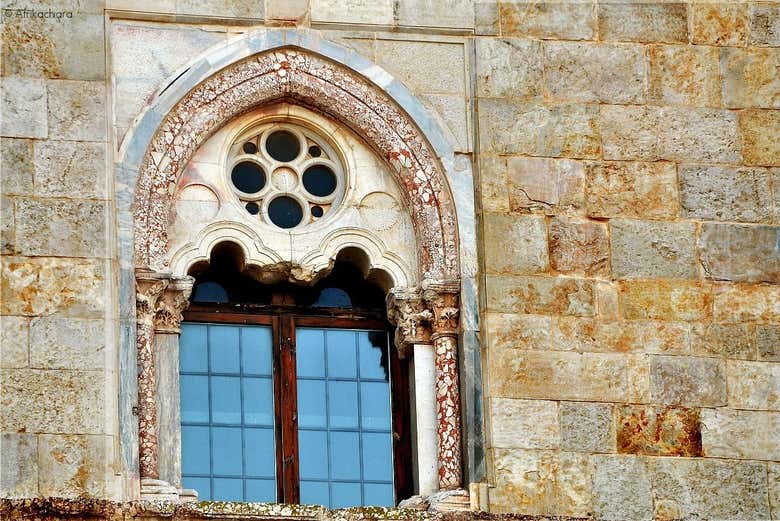 Finestra di Castel del Monte