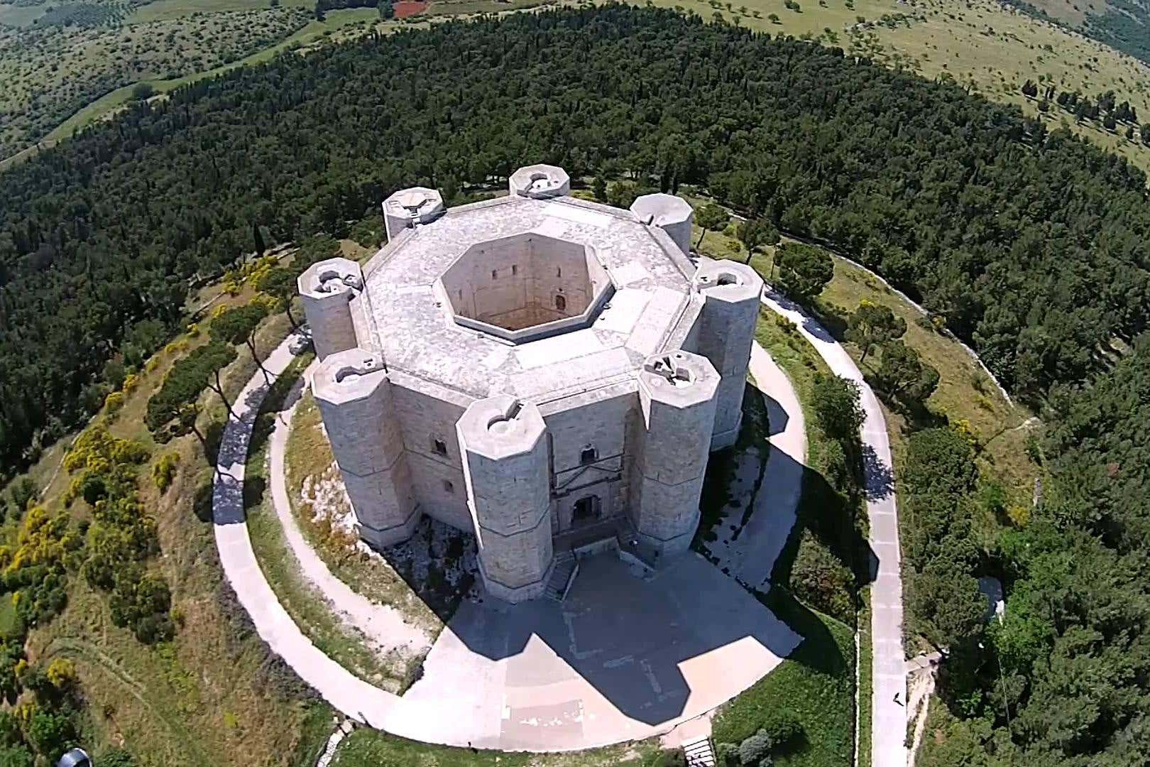 Castel del Monte Private Guided Tour Book at