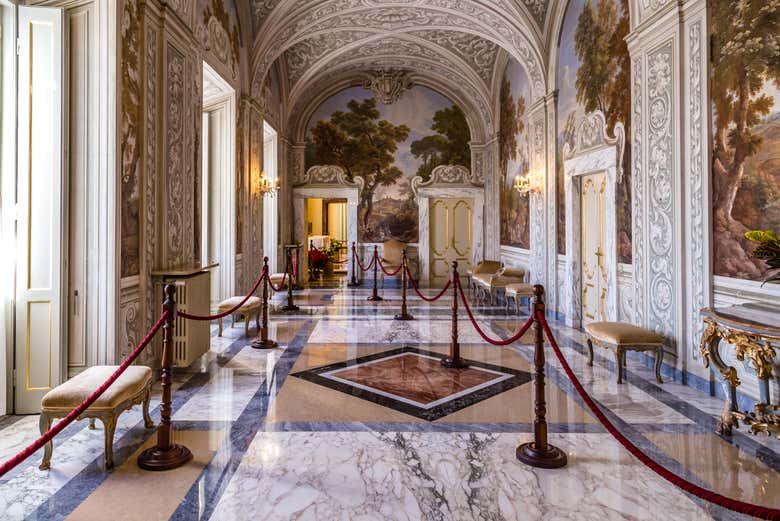 Intérieur de la résidence d'été du pape