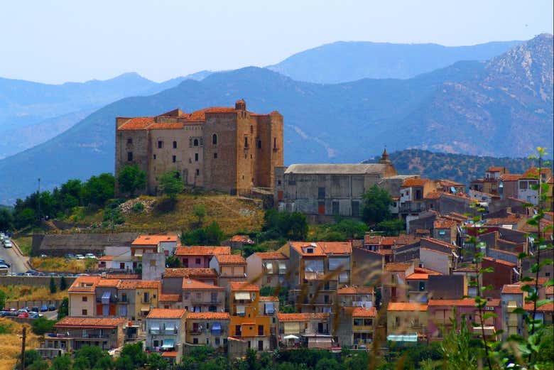 Vista panoramica su Castelbuono
