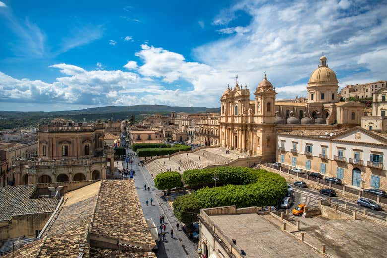 Wander through Noto's historical centre
