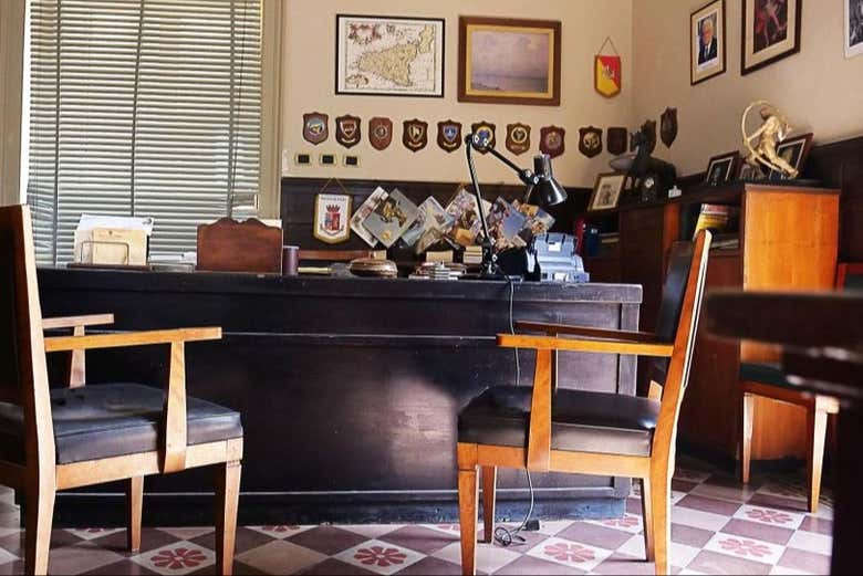 El despacho del comisario Montalbano