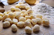 Aula de cozinha italiana com almoço