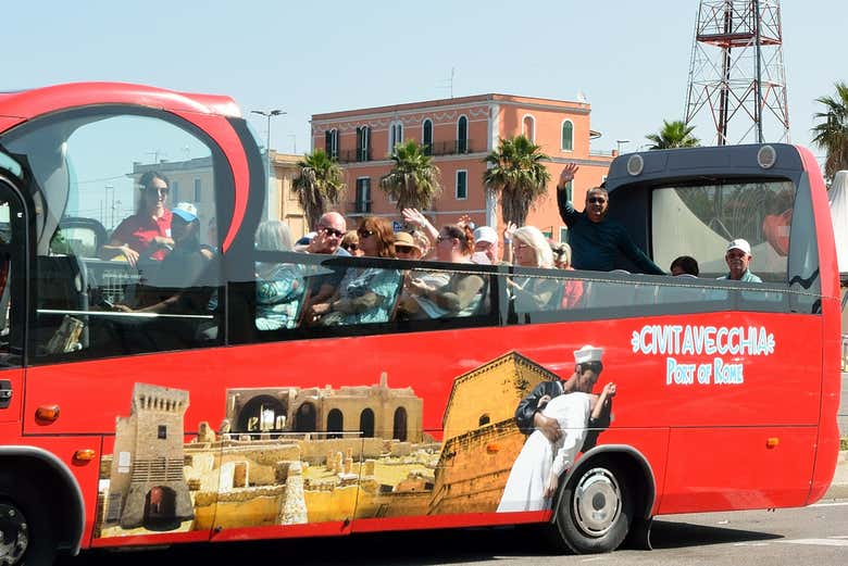 pasajeros en el autobus 