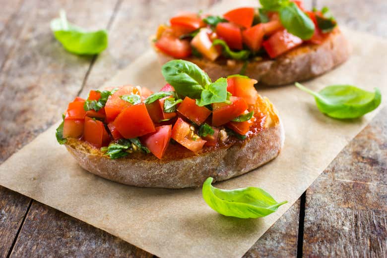 Bruschetta with tomato and basil