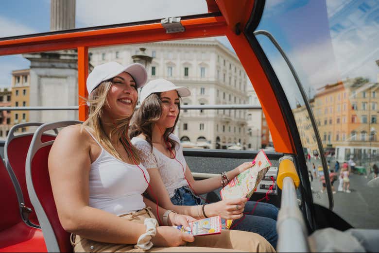 Découvrez Rome à bord du bus touristique