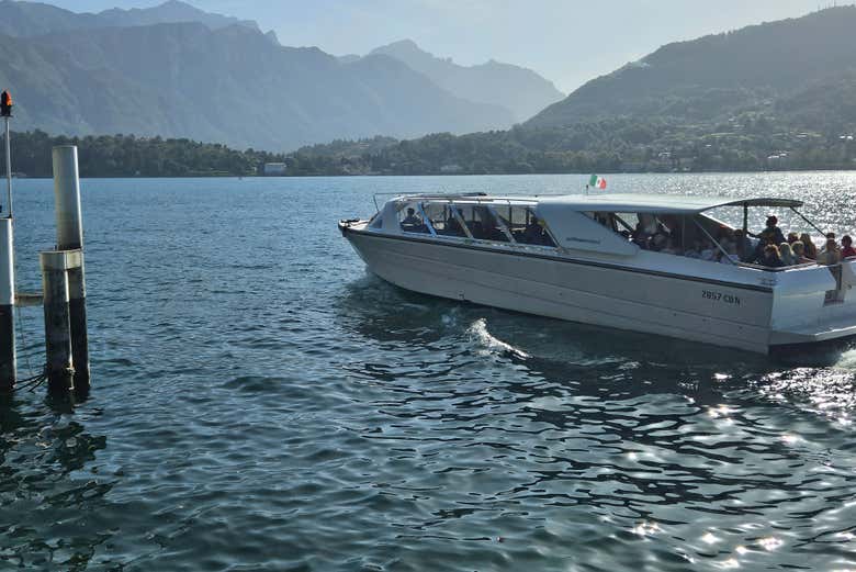 Enjoy a boat ride on Lake Como
