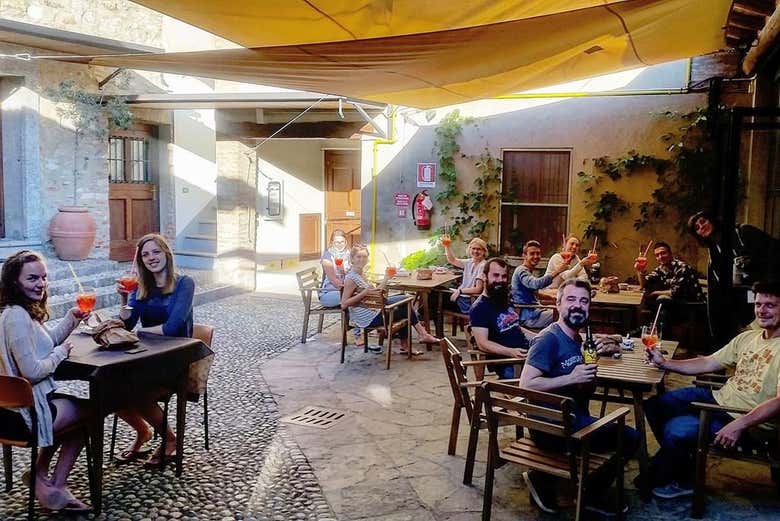 Apéritif dans le châlet