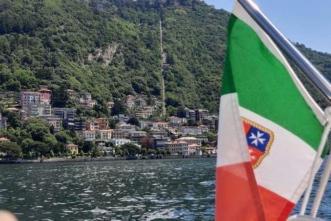 Balade en bateau sur le lac de Côme