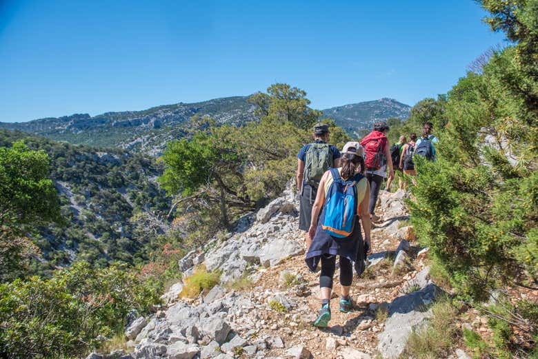 Hiking in Cala Luna