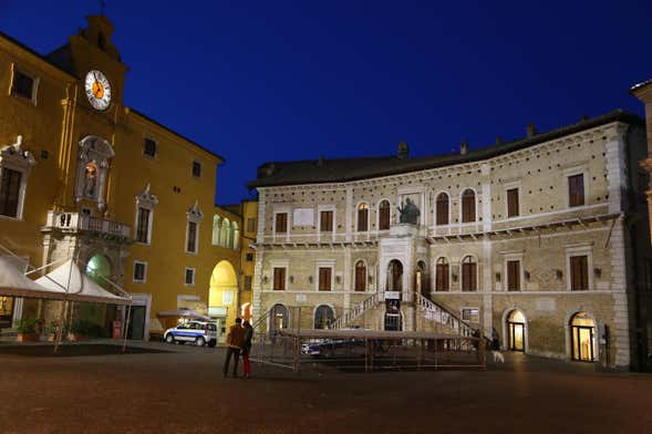 Fermo Night Tour