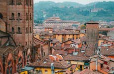 Excursión a Bolonia en tren + Clase de cocina italiana