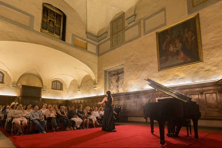 Lors du concert dans l'église de Santa Monaca