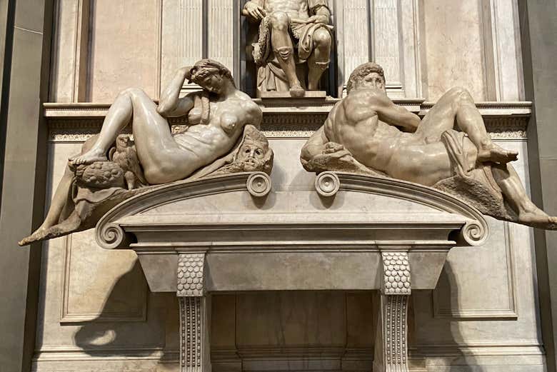 Esculturas de "Dia e Noite"