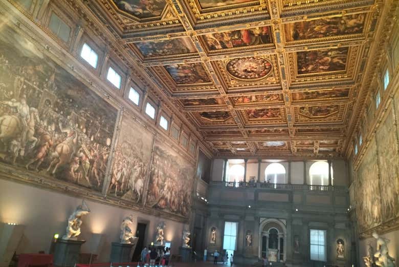 Conociendo la sala del Cinquecento