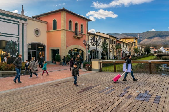 Florence Outlet Shopping Tour