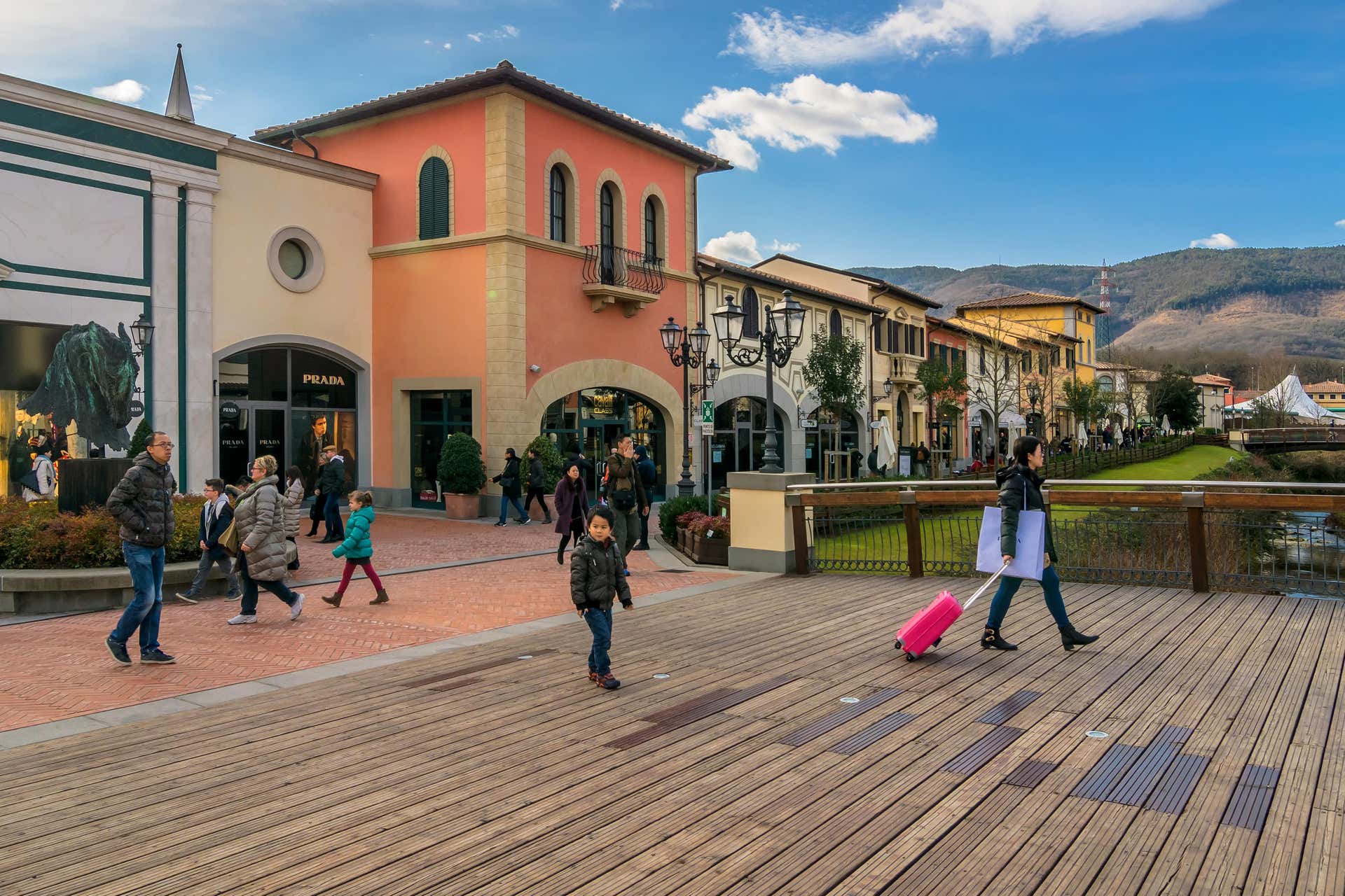 Florence Outlet Shopping Tour