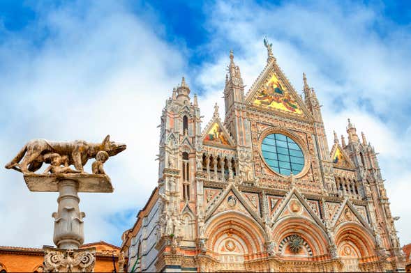 Escursione a Pisa, San Gimignano e Siena