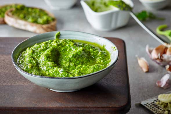 Demostración de elaboración de pesto genovés