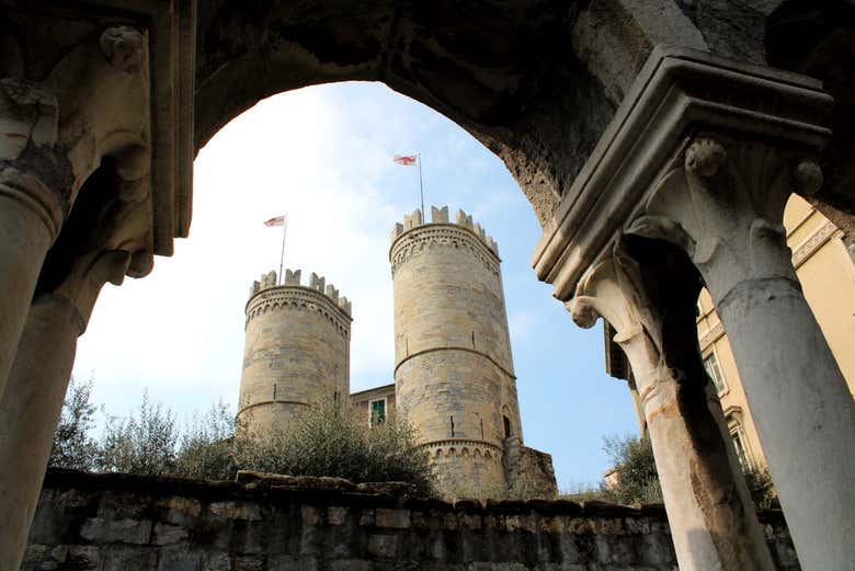 Vistas da torre da Porta Soprana