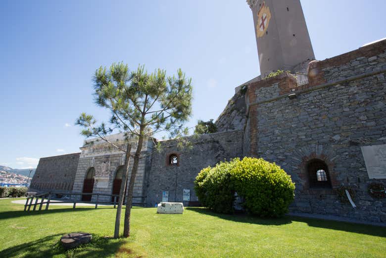 Uno scorcio della Lanterna di Genova