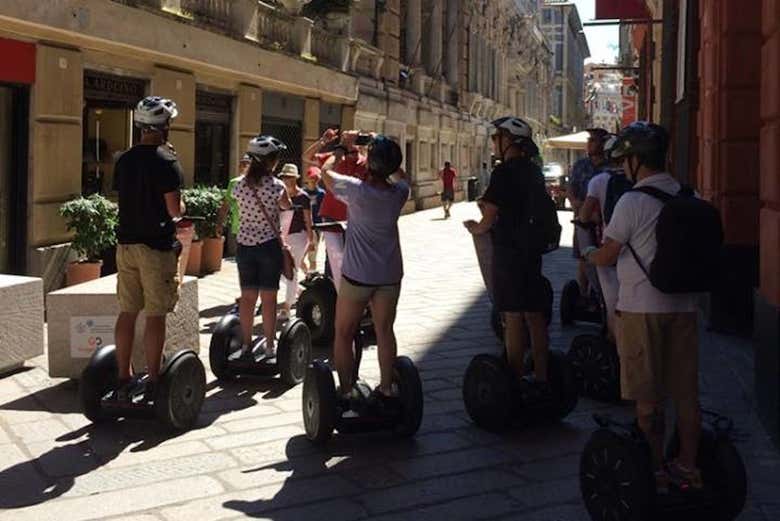 Viajando de segway pela Via Garibaldi