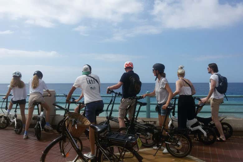 Sul lungomare in bici