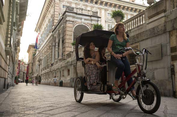 Tour de tuk tuk por Gênova