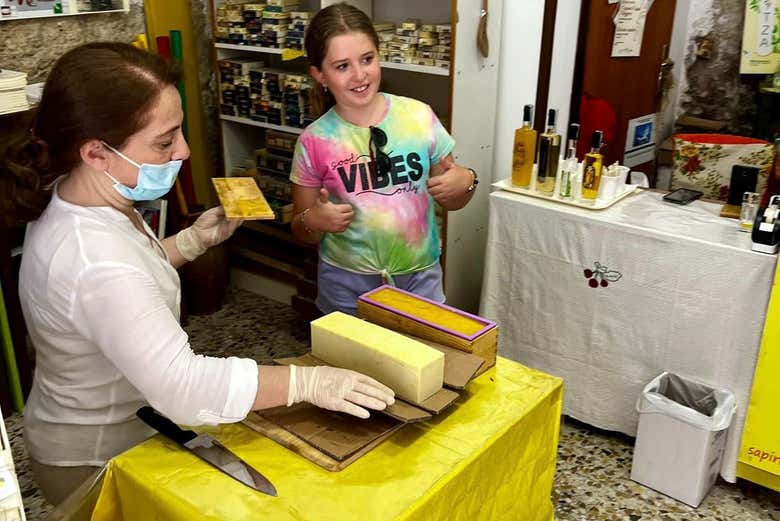 Alla scoperta delle fasi della produzione di sapone