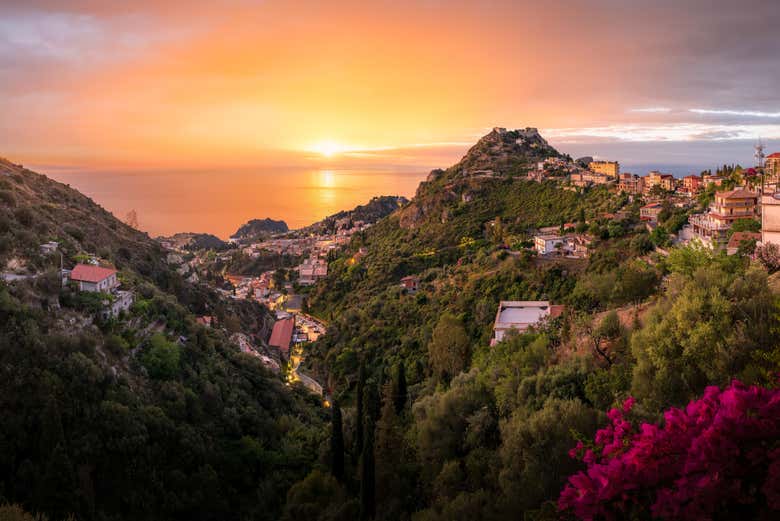 Pôr do sol em Taormina