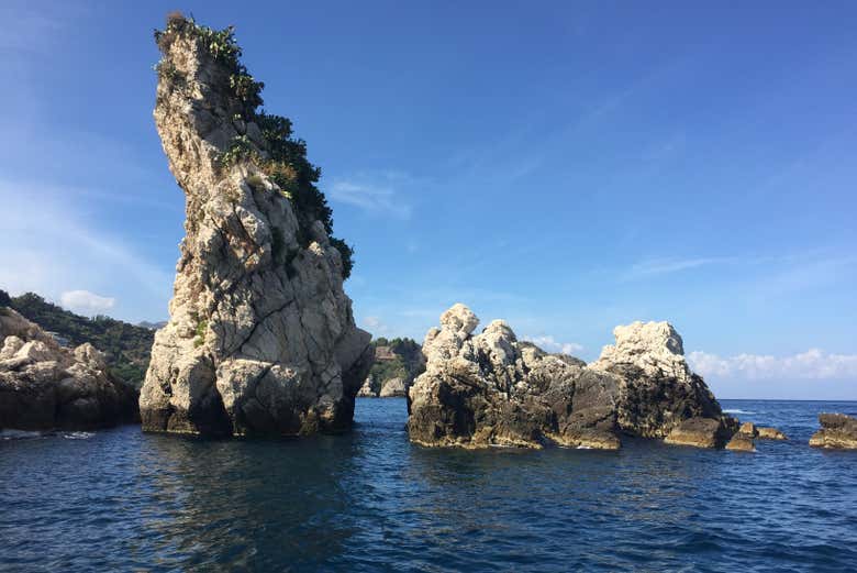 Contemplando la bella costa siciliana