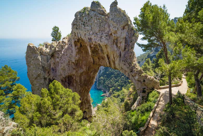 El Arco Naturale de la isla de Capri