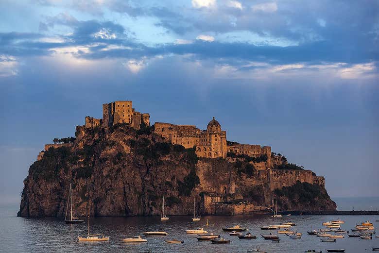 Alla scoperta della storia del Castello Aragonese