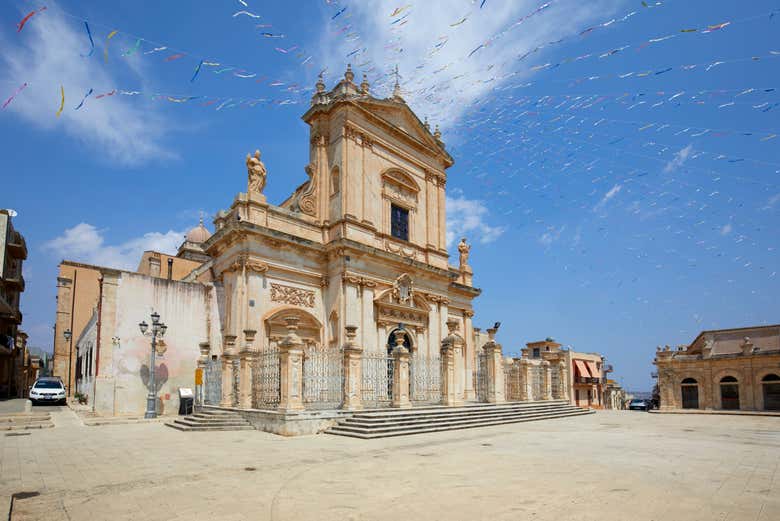 Admire the Basilica di Santa Maria Maggiore